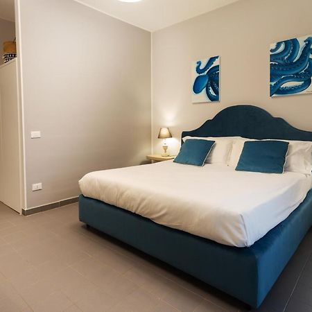 Hotel Isula à Palerme Extérieur photo