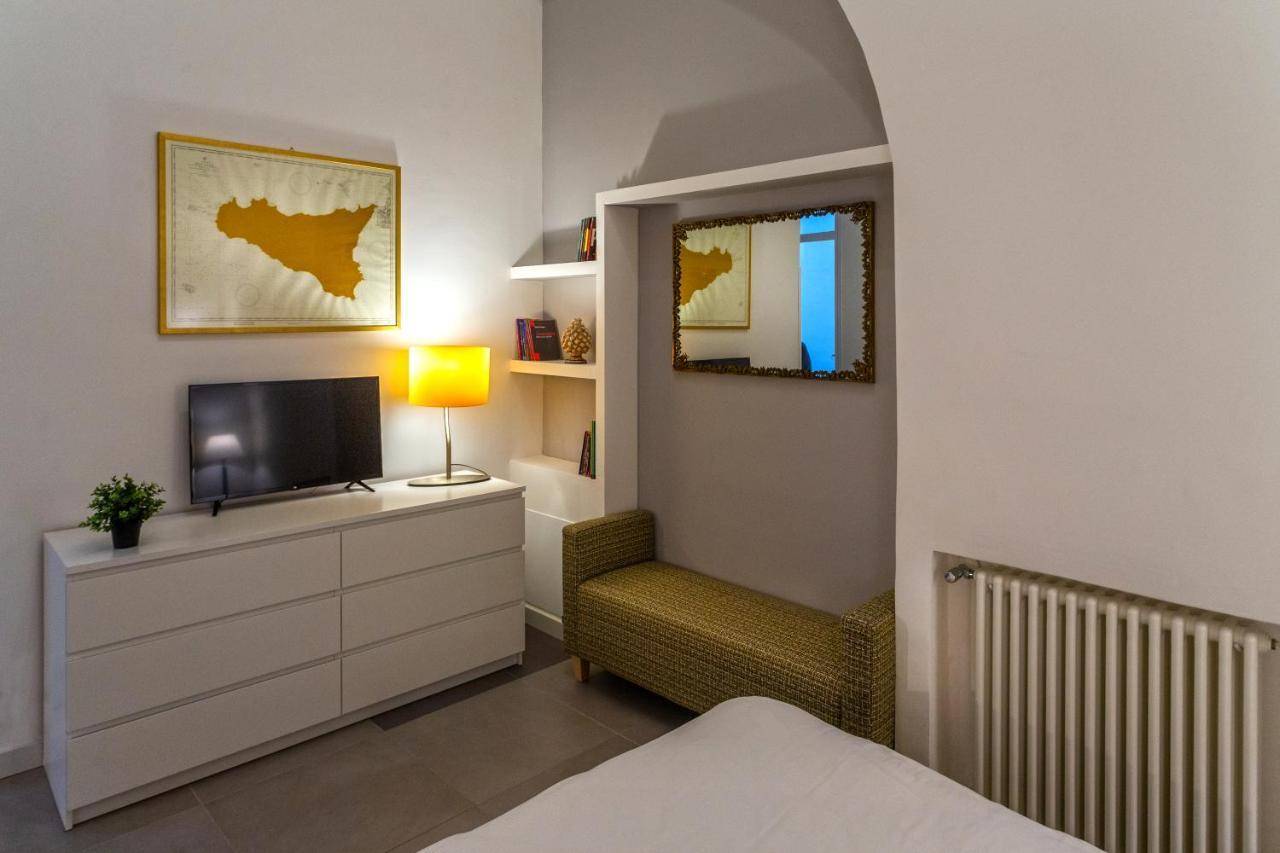 Hotel Isula à Palerme Extérieur photo